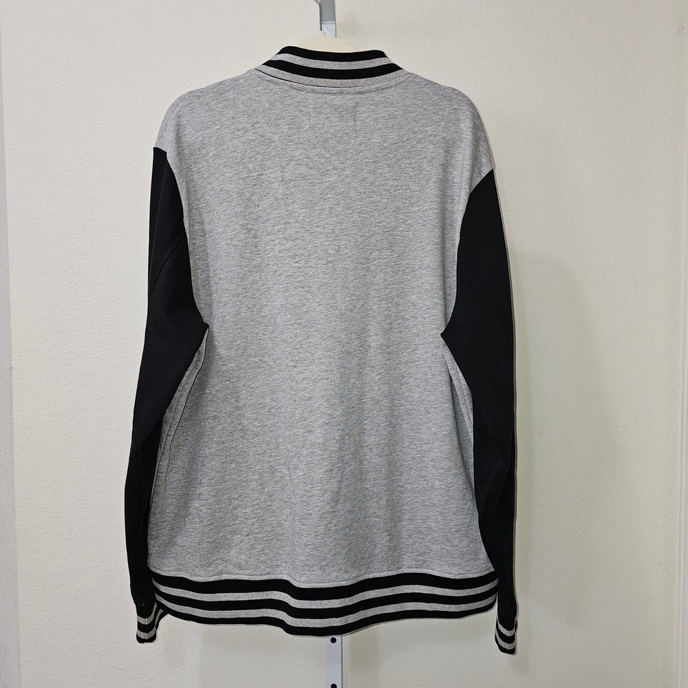 PENGUIN Men's Varsity Gray & Black Rib Knit Button Closure Bomber Jacket Sz XL - Picture 2 of 14